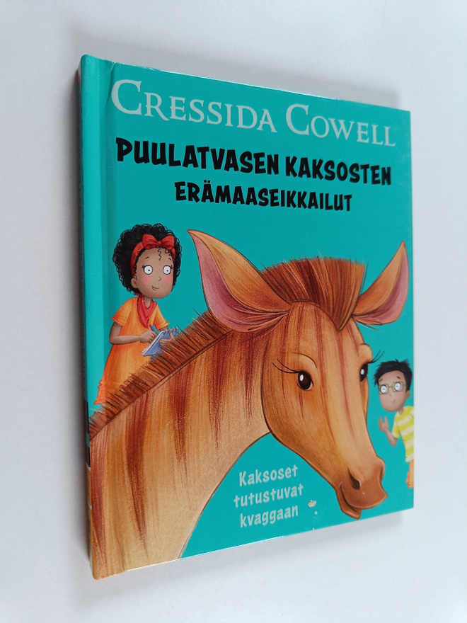 Cressida Cowell : Puulatvasen kaksosten erämaaseikkailut ...