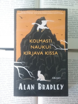 Alan Bradley - Kolmasti naukui kirjava kissa (pokkari)