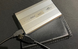2,5" IDE kovalevykotelo 40 GB kovalevyllä