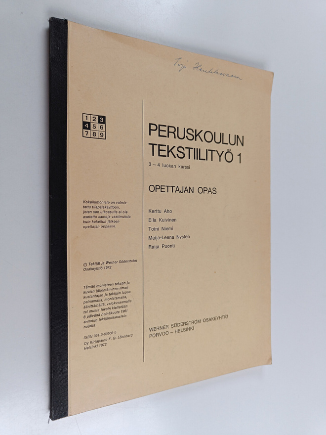Peruskoulun tekstiilityö 1 : 3-4 luokan kurssi : opettaja...