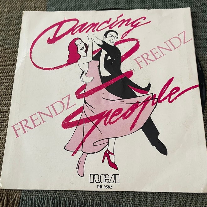 FRENDZ: Dancing People * Light Eyes * FIN 1981
