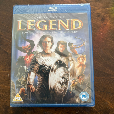 BD: Legend (uusi ja muoveissa)