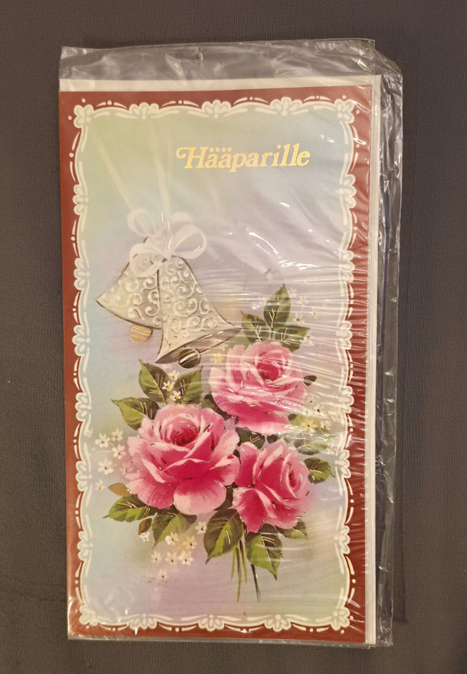 Hääparille - käyttämätön siisti taittokortti + kuori