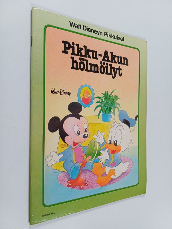 Walt Disney : Pikku-Akun hölmöilyt