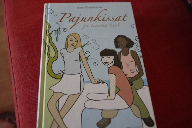 Ann Brashares: Pajunkissat ja kasvun kesä (2010)
