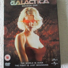 BATTLESTAR GALACTICA (4 x DVD) SEASON ONE - pikkukuva 1