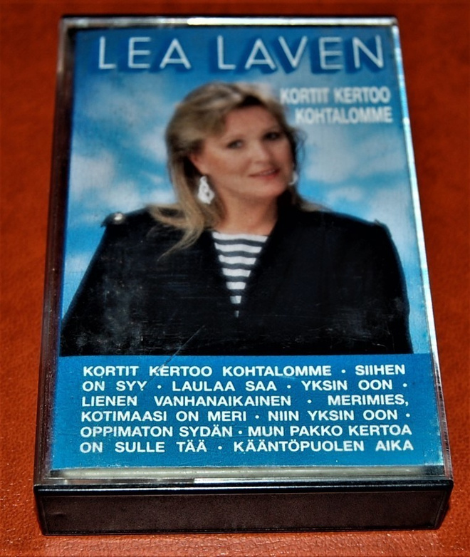 Lea Laven: Kortit kertoo kohtalomme, kasetti