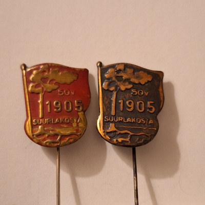 50 VUOTTA 1905 SUURLAKOSTA NEULAMERKIT