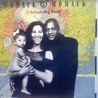 WOMACK & WOMACK :: CELEBRATE THE WORLD :: VINYYLI 7" 1989 - pikkukuva 1