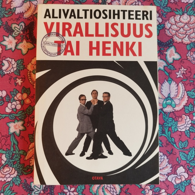Alivaltiosihteeri: "Virallisuus tai henki"
