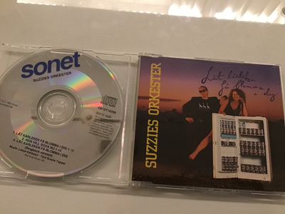Suzzies Orkester . Låt kärleken få blomma i dig CDS single