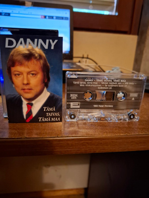 Danny - Tämä Taivas, Tämä Maa