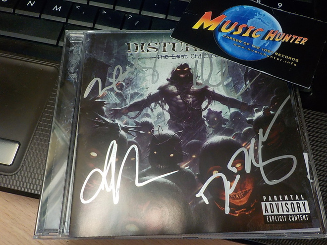 DISTURBED - LOST CHILDREN CD KOKO BÄNDIN NIMMAREILLA
