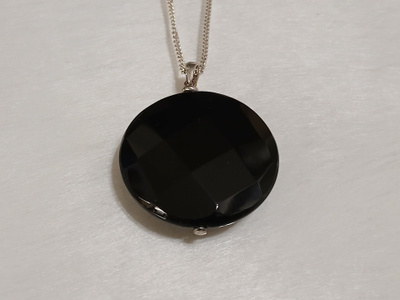 Art Deco Hopea musta kivi riipus panssari ketjulla 925