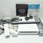 Wii konsoli + ohjaimet [3] - pikkukuva 1