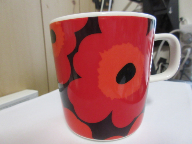 MARIMEKKO UNIKKO ISO MUKI 4 DL  -  UUSI