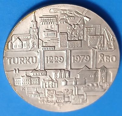 Hopeinen juhlaraha 25 mk vuodelta 1979, Turku 750 v.