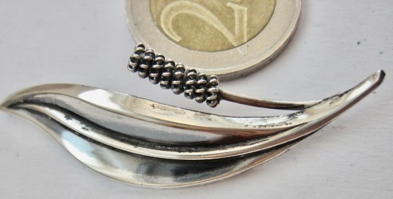 VANHA KOru Rintakoru Hopea Design 1967 HIENO