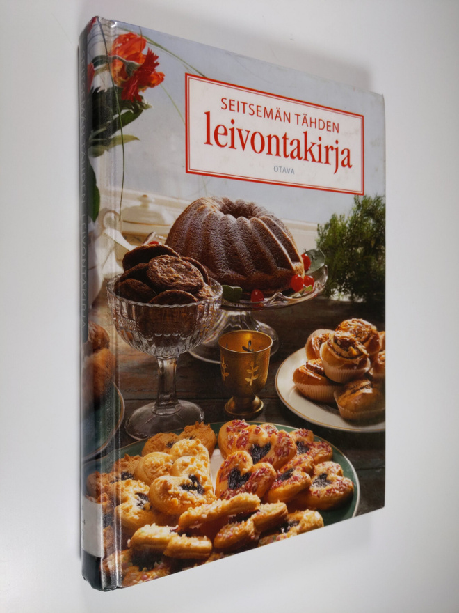 Anita (suom.) Patala : Seitsemän tähden leivontakirja
