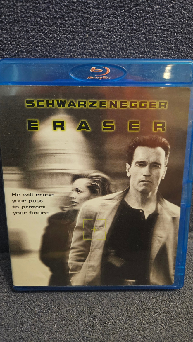 Eraser - suojelija (v.1996) Schwarzenegger