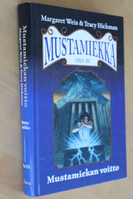 Weis - Hickman : Mustamiekan voitto ( 1.p. 2002 )