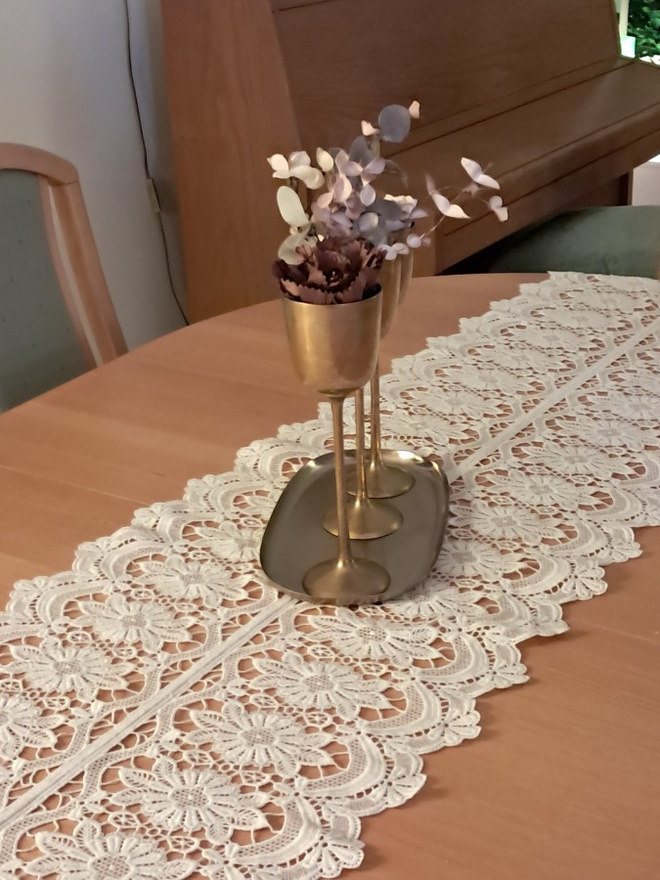 YLI 2 M PITSIÄ, UPEA SISUSTUSELEMENTTI