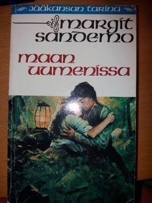 Margit Sandemo : Maan uumenissa