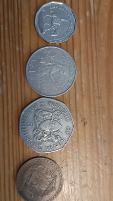 Ulkomaalaisia kolikoita
