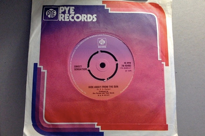 SWEET SENSATION :: HIDE AWAY FROM THE SUN :: VINYYLI 7" 1975
