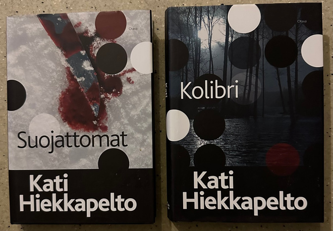 [Kirja] 2 x KATI HIEKKAPELTO
