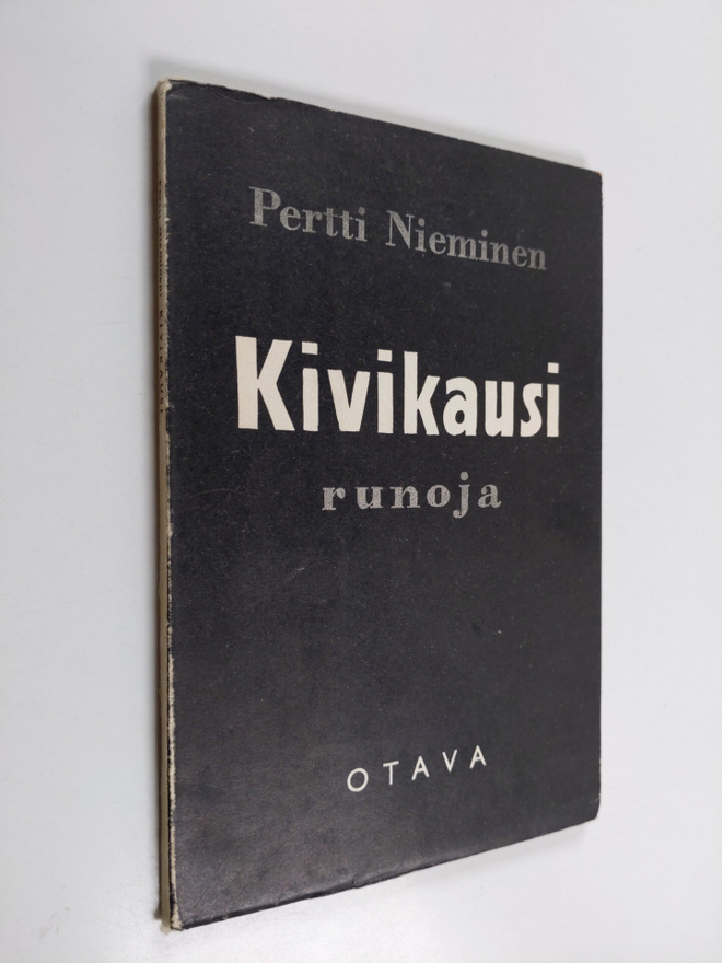 Pertti Nieminen : Kivikausi : runoja