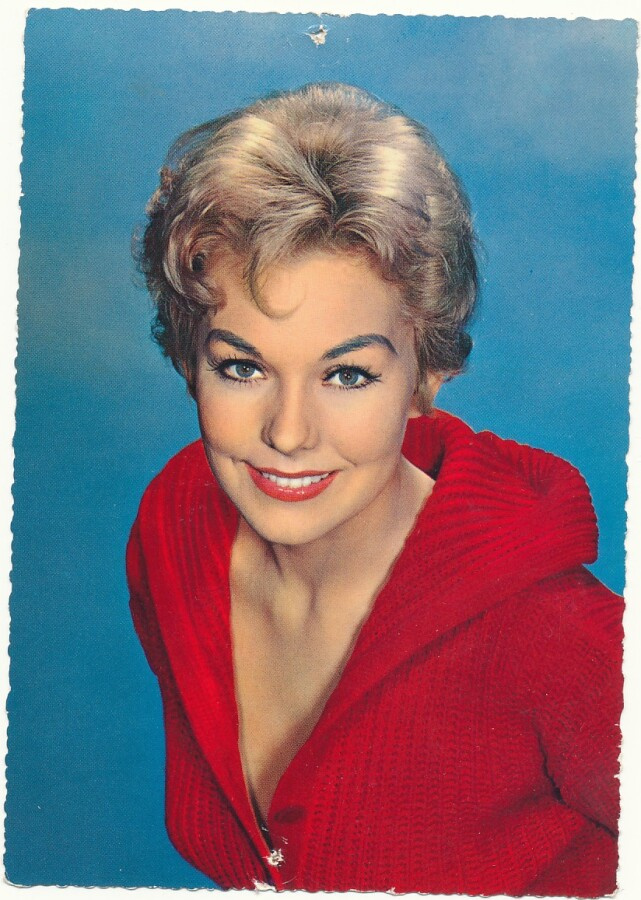Filmitähti KIM NOVAK -vanha kortti