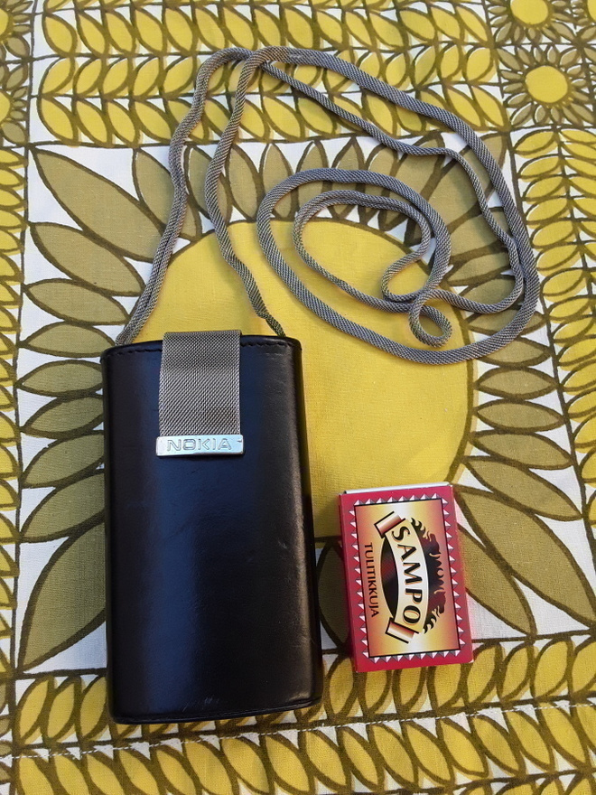 Vanhempi Vintage Marimekko Nokia pussukka / kukkaro