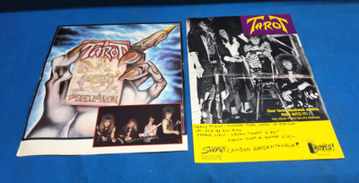Tarot - 2 ekaa keikkajulistetta. Molemmat käyttämättömiä