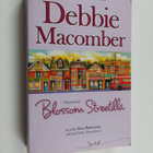 Debbie Macomber : Pieni puoti Blossom Streetillä - pikkukuva 1