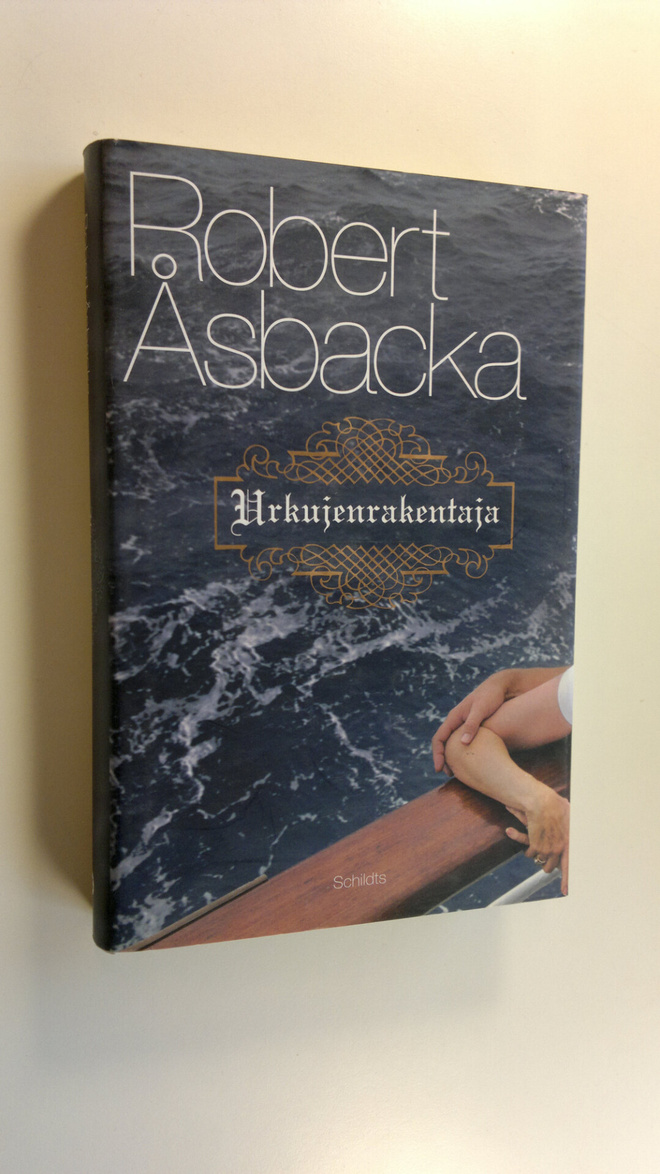 Robert Åsbacka : Urkujenrakentaja
