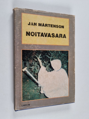 Jan Mårtenson : Noitavasara : salapoliisiromaani