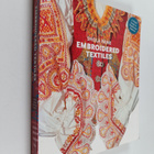 Sheila Paine : Embroidered textiles : a world guide to tr... - pikkukuva 1