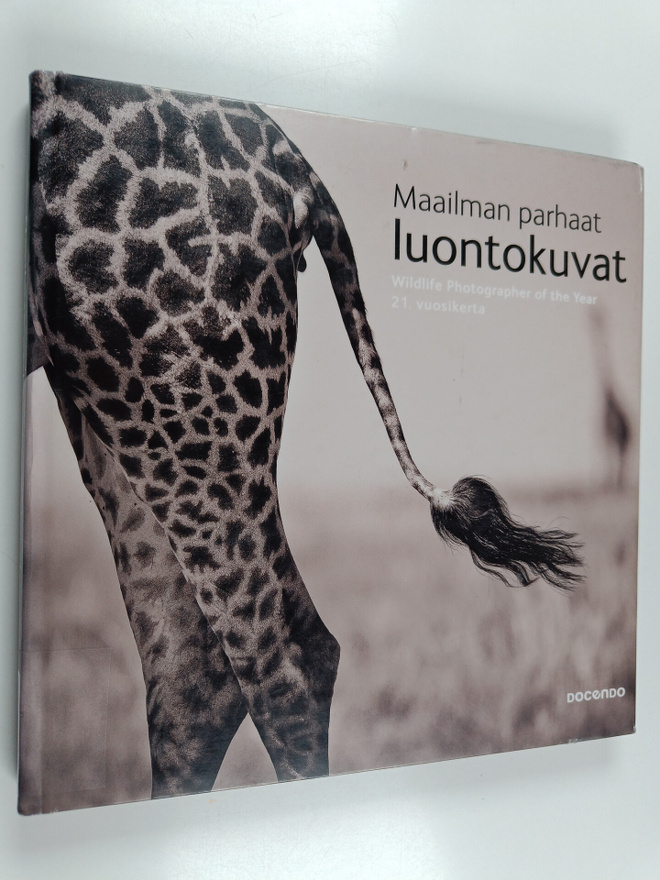 Maailman parhaat luontokuvat = Wildlife photographer of t...