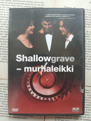 Shallow Grave: murhaleikki (DVD)