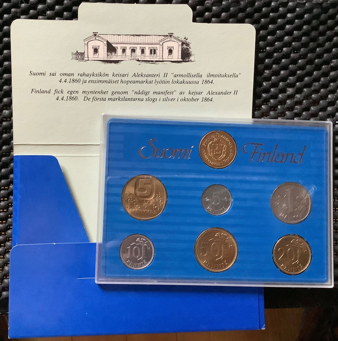Rahasarja 1989 Suomen Rahapajan leimakiiltoiset metallirahat