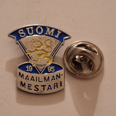 SUOMI JÄÄKIEKON MAAILMANMESTARI 1995 PINSSI