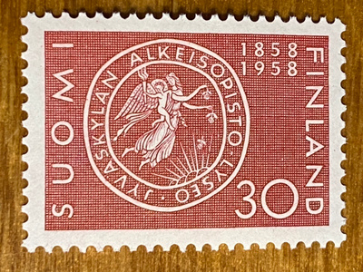 JYVÄSKYLÄN LYSEO 100 VUOTTA**