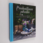 Camilla Arvidsson ym. : Puuhaillaan pihalla : kaunista pu... - pikkukuva 1