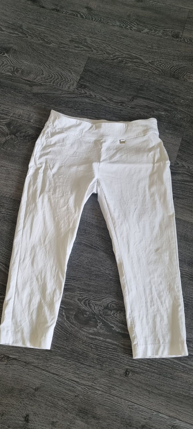elea valkoiset caprit,koko L