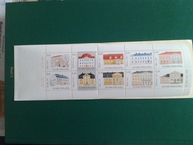 1982 suomalaisia kartanoita vihko**