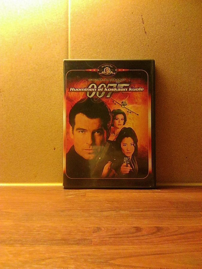 007 HUOMINEN EI KOSKAAN KUOLE DVD R2