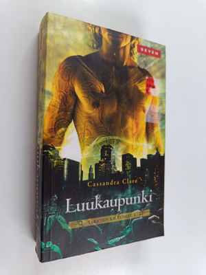 Cassandra Clare : Luukaupunki