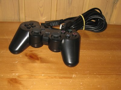 Piranha tarvikeohjain Ps2 (Ps3,PC)