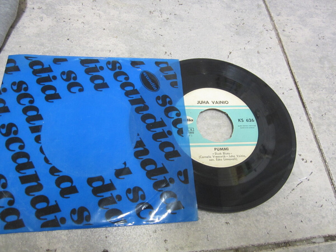 Juha Vainio – Regina Rento / Pummi
